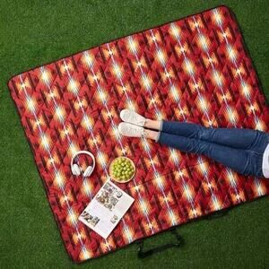 PENDLETON Outdoor Packable Blanket 60" x 72"